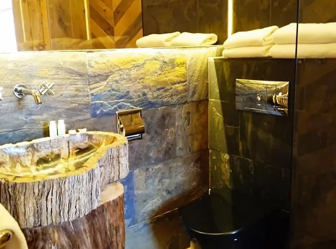 Bialy Jar Bed & Breakfast 4*