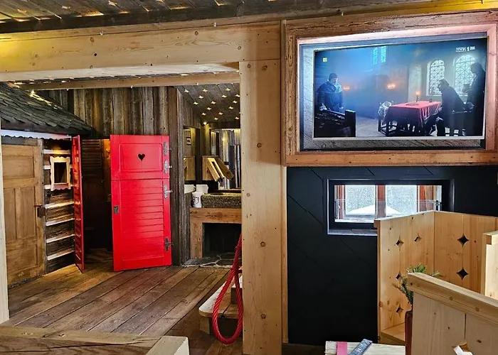 Bialy Jar Bed & Breakfast 4*