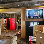 Bialy Jar ベッド・アンド・ブレックファスト 4*