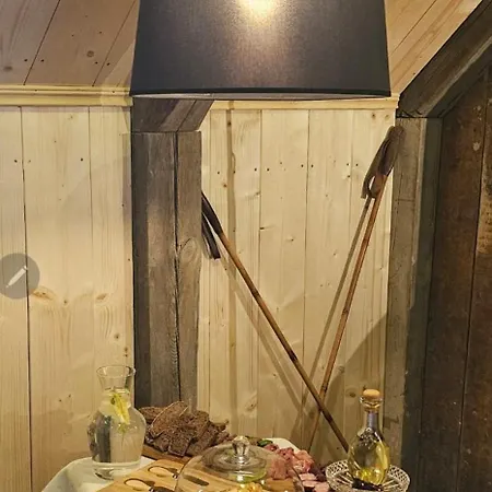 Bialy Jar Oda ve Kahvaltı