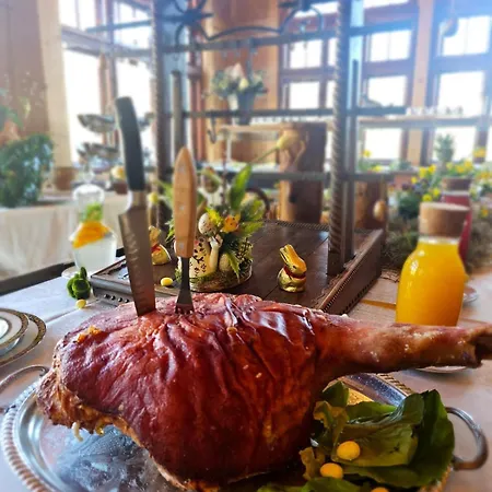 Bed & Breakfast Bialy Jar