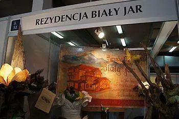 Bialy Jar 3*